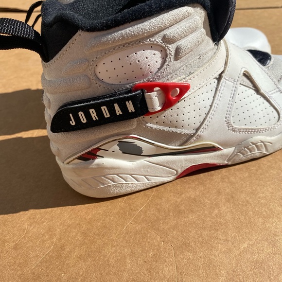 Kids size Y2 Jordan 8’s - Picture 2 of 4